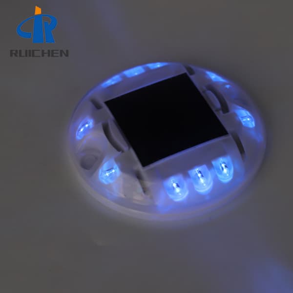 <h3>Blue Blinking Led Solar Pavement Markers In Japan</h3>
